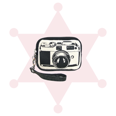 FILM CAMERA WRISTLET